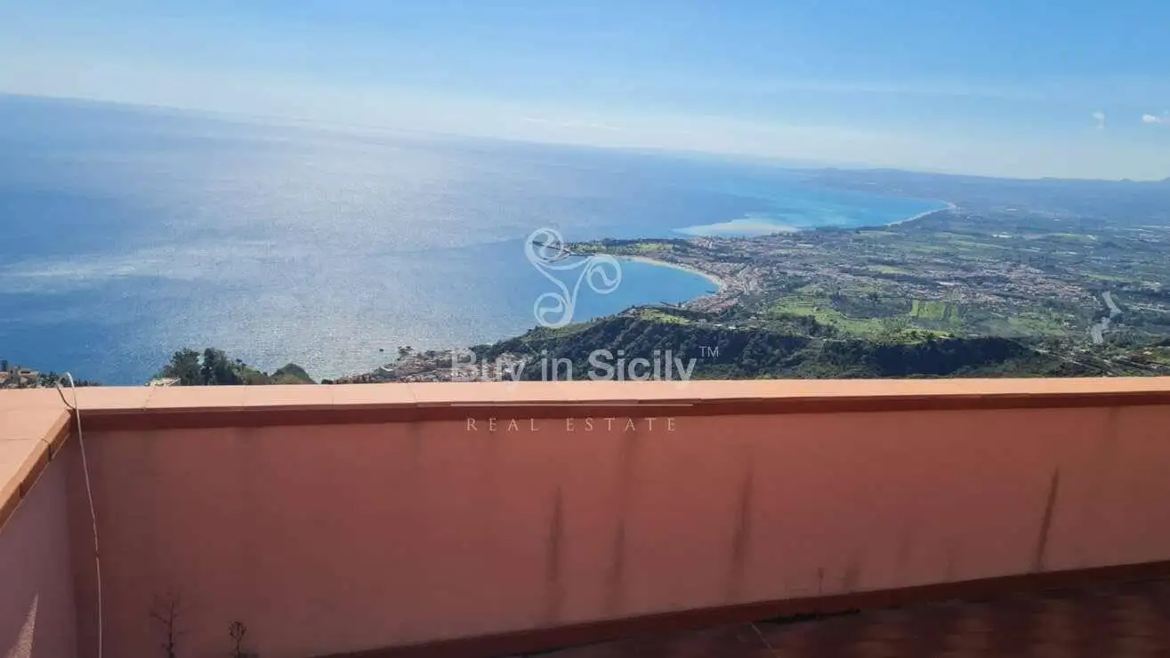 Appartamento in vendita a Castelmola