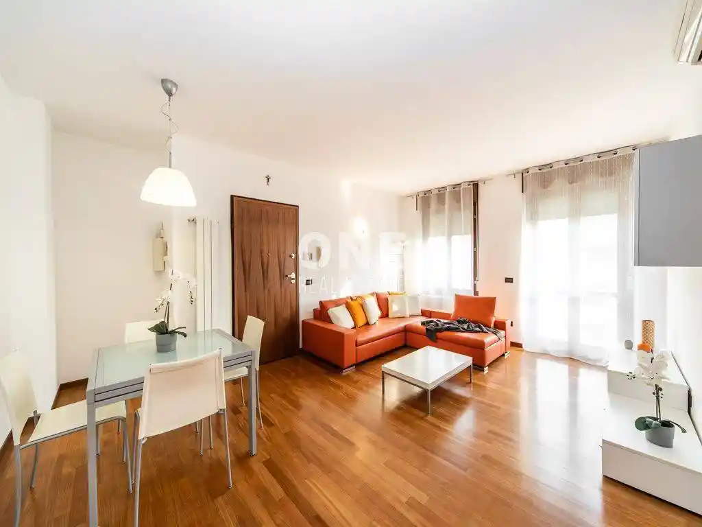 Appartamento in affitto a Vimercate