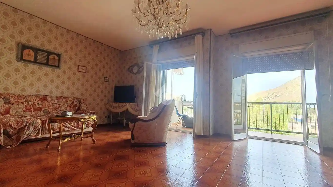 Appartamento in vendita a Palermo