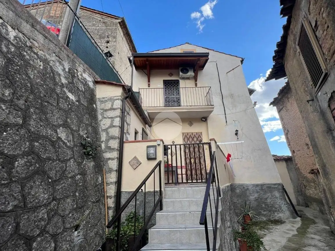 Casa indipendente in vendita a Castiglione Cosentino