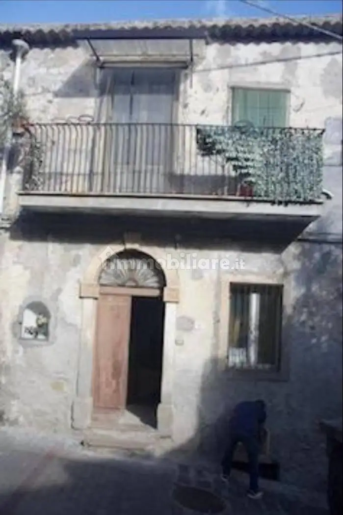 Appartamento in vendita a Graniti