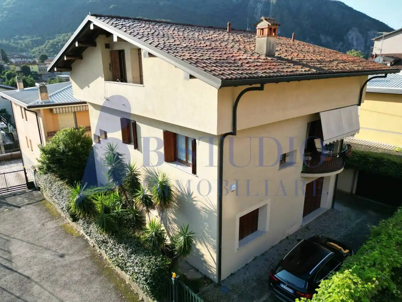 Villa in vendita a Valmadrera