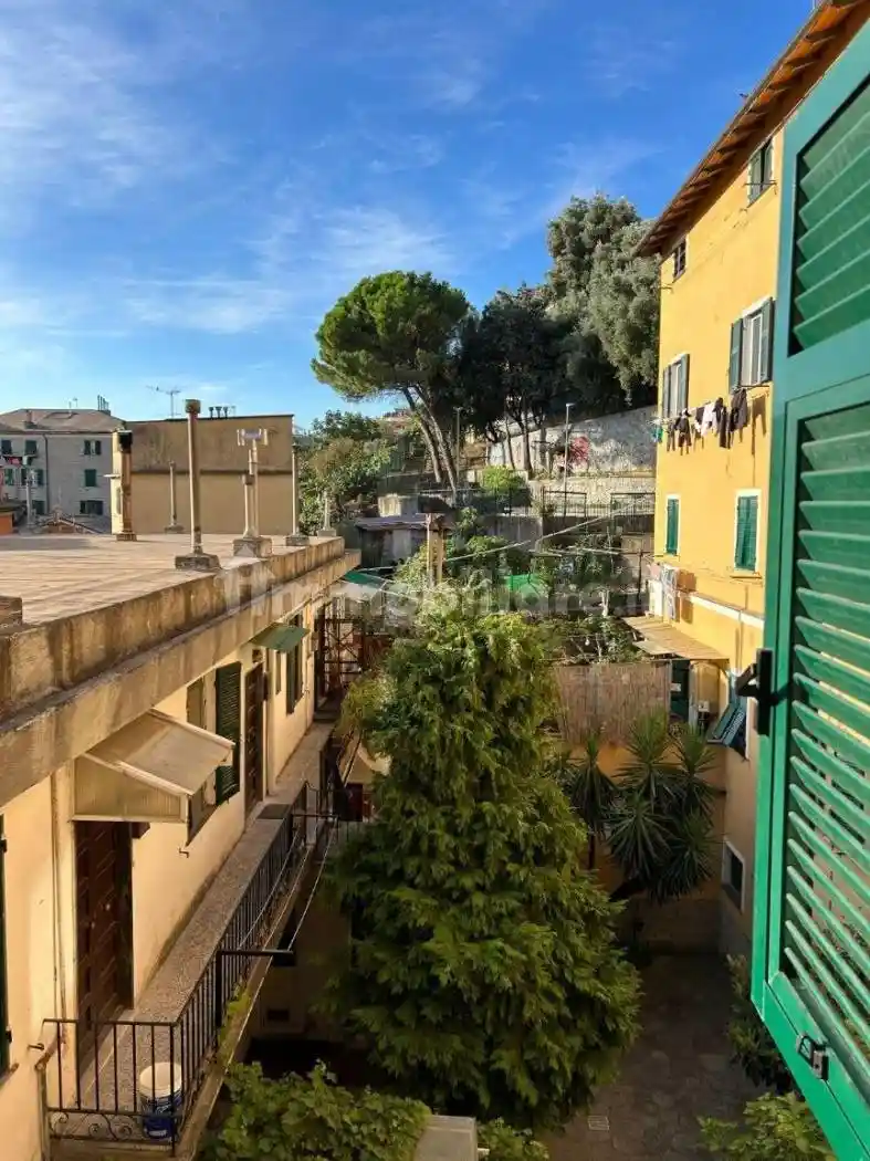 Appartamento in affitto a Genova
