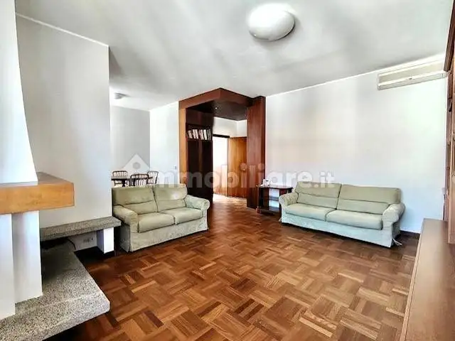 Appartamento in affitto a Novara