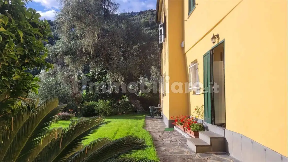 Villa in vendita a Recco