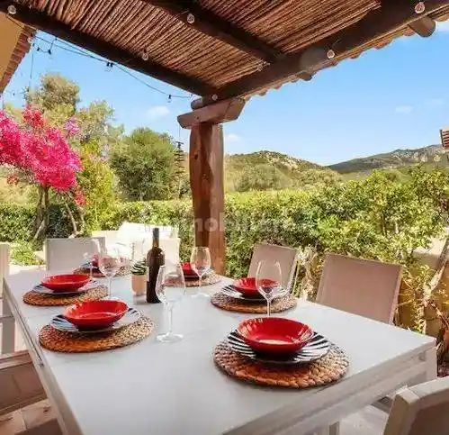 Villetta a schiera in vendita a Arzachena