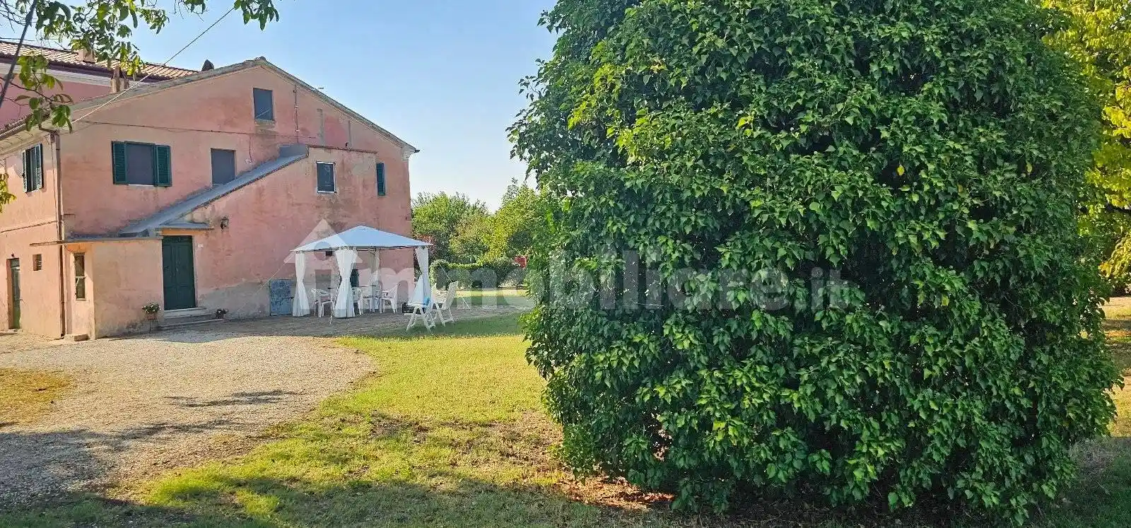 Villa in vendita a Monte Roberto