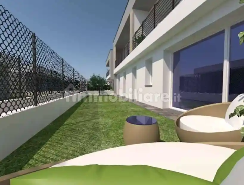 Appartamento in vendita a Bregnano