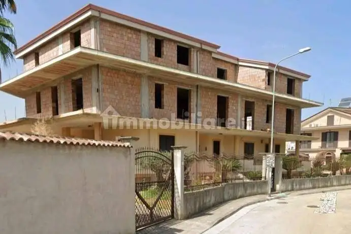 Palazzo - Edificio in vendita a Santa Maria Capua Vetere