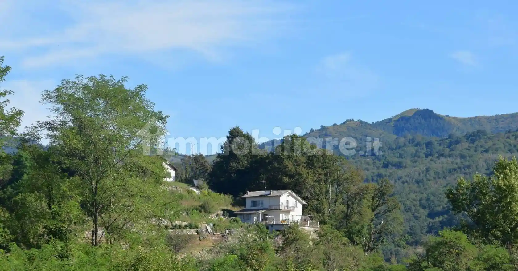 Villa in vendita a Maissana