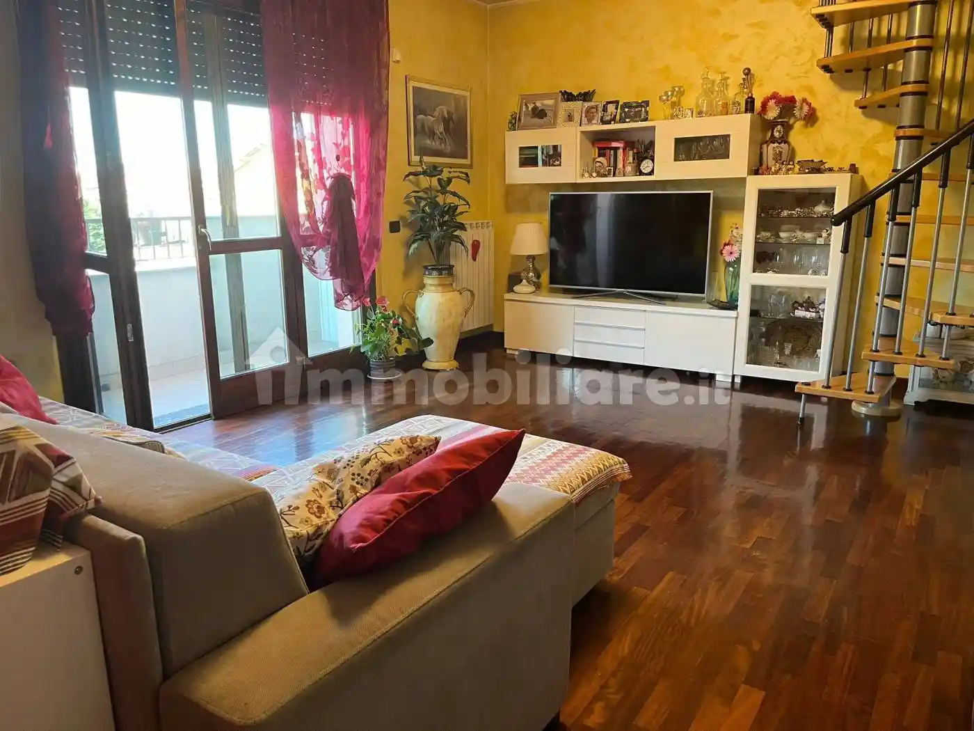 Appartamento in vendita a Bareggio