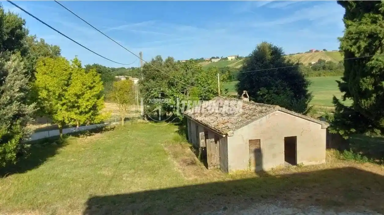 Rustico - Casale in vendita a Cingoli