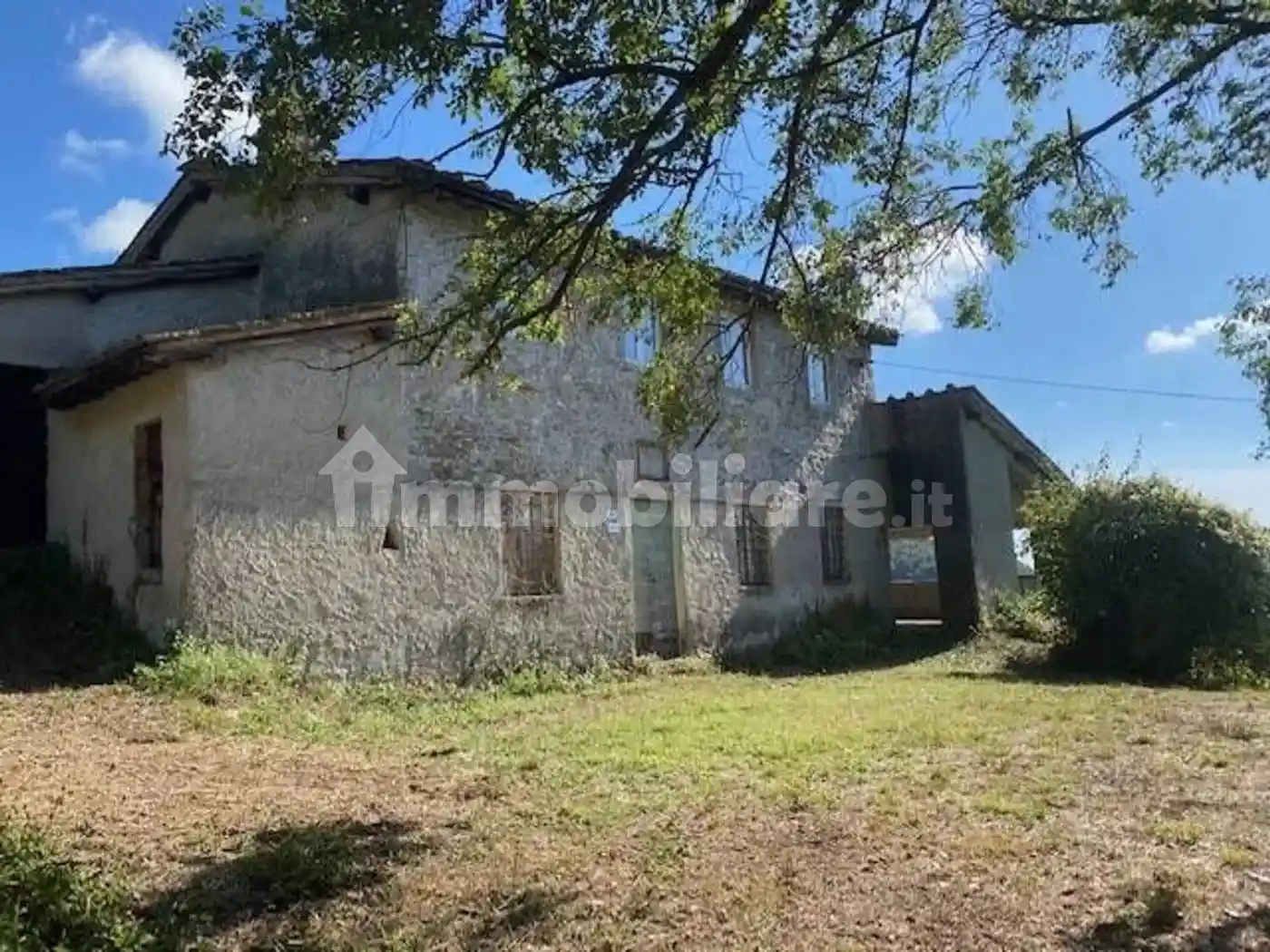 Rustico - Casale in vendita a Lucca