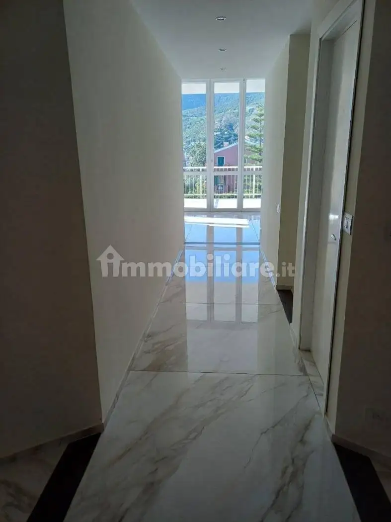 Appartamento in affitto a Arenzano