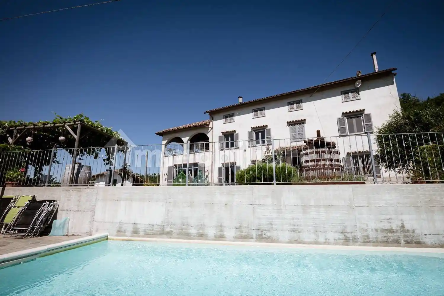 Rustico - Casale in vendita a Castel Boglione