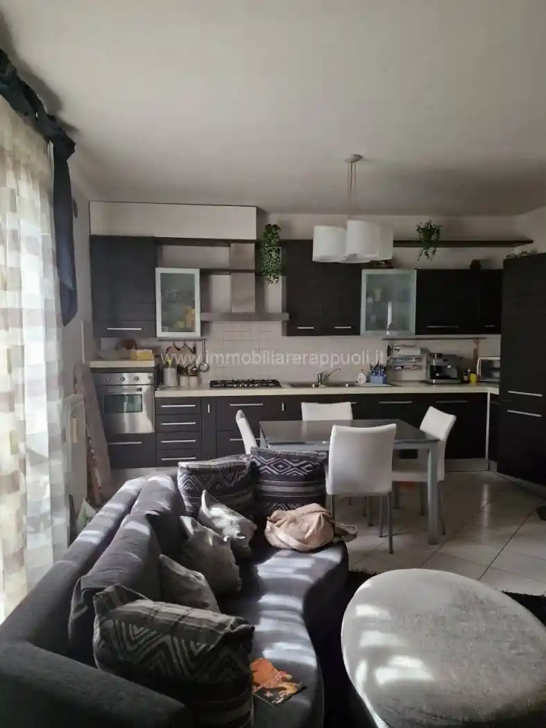 Appartamento in vendita a Sinalunga