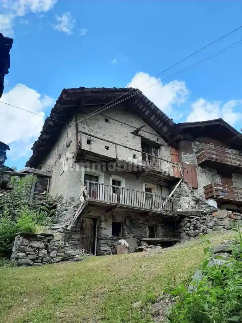 Rustico - Casale in vendita a Challand-Saint-Anselme