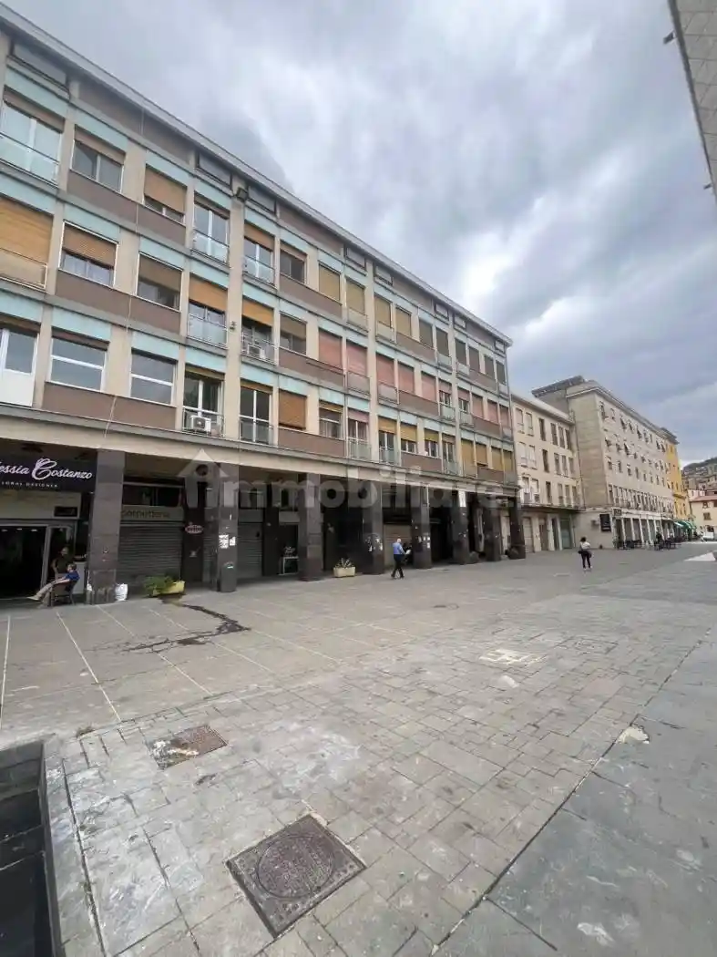 Appartamento piazza dei Bruzi, Centro Storico, Cosenza - foto 2