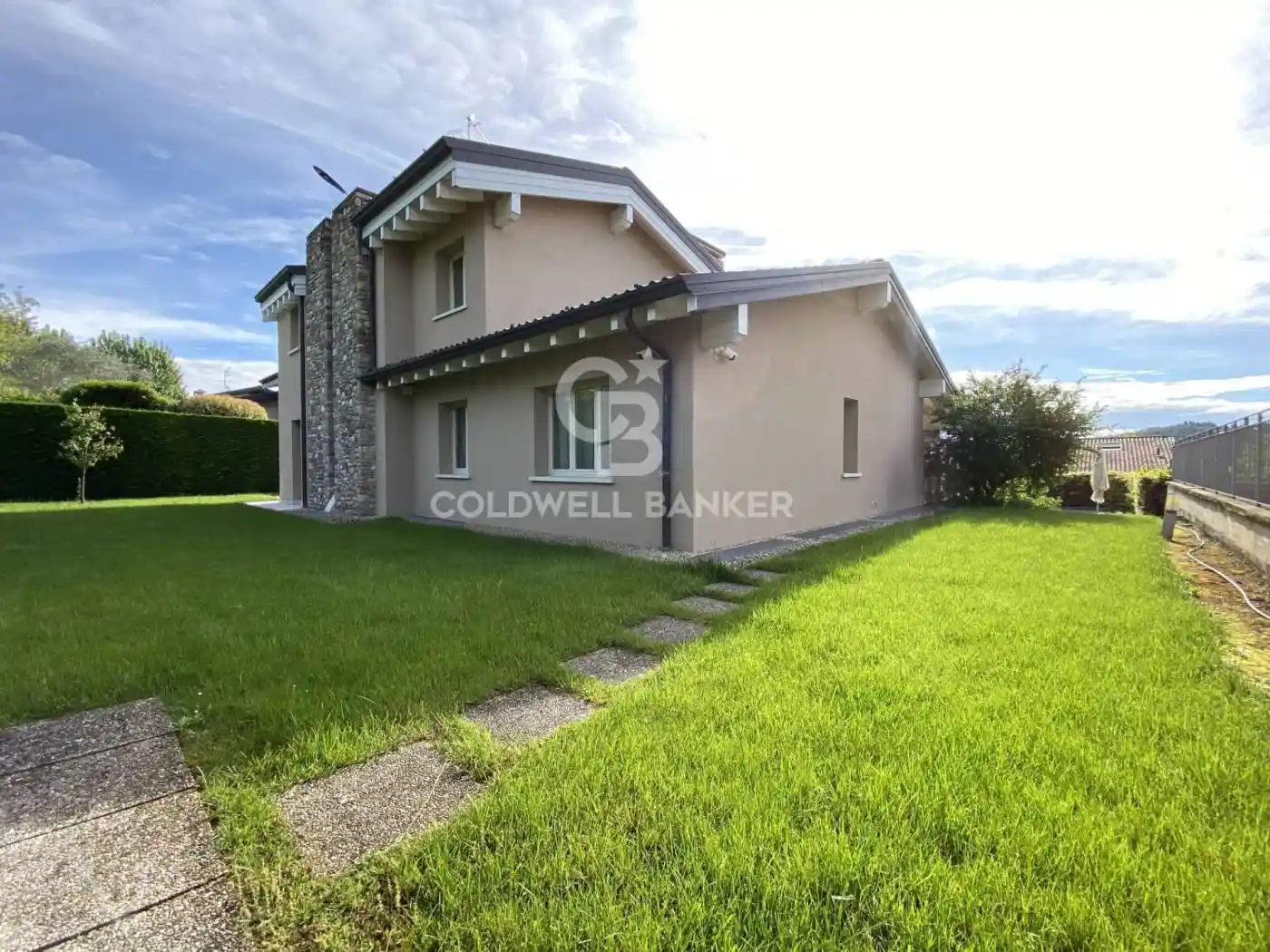 Villa in vendita a Padenghe sul Garda