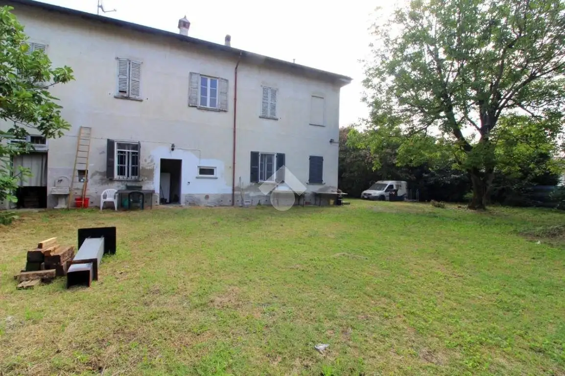 Villa unifamiliare via Monte Grappa 60, Centro, Brembio - foto 2