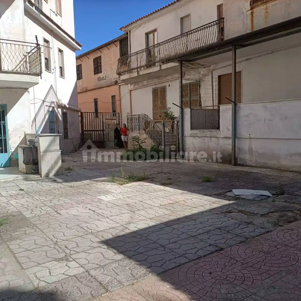 Terratetto plurifamiliare via Licola Mare 83, Licola Mare, Giugliano in Campania - foto 3