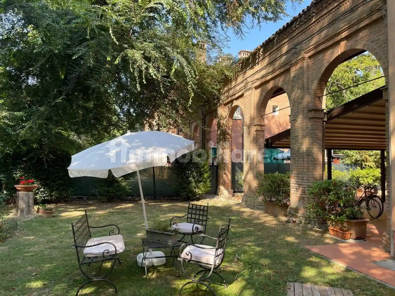 Casa indipendente in vendita a Ferrara