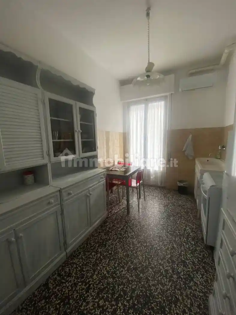 Quadrilocale ottimo stato, secondo piano, Legino, Zinola, Fornaci, Savona - foto 3