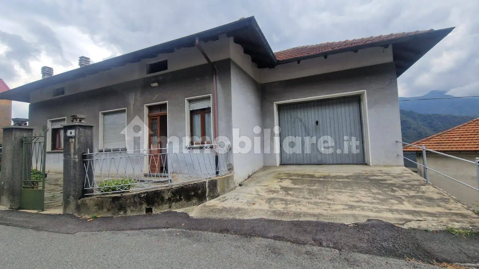 Villa in vendita a Loreglia