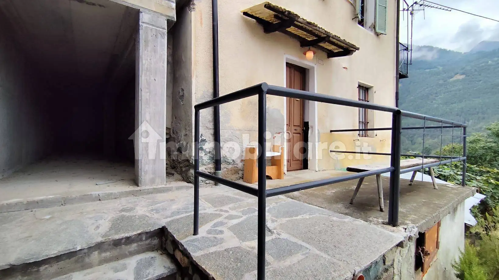 Terratetto plurifamiliare Strada Regionale della Valle d'Ayas, Challand-Saint-Anselme - foto 3