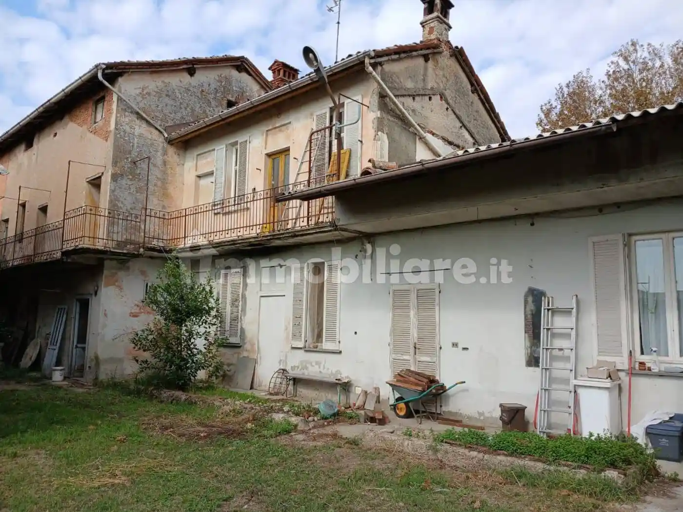 Palazzo - Edificio in vendita a Gravellona Lomellina