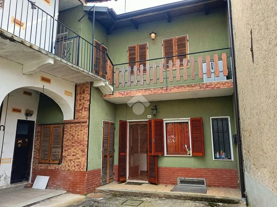 Casa indipendente in vendita a Zimone