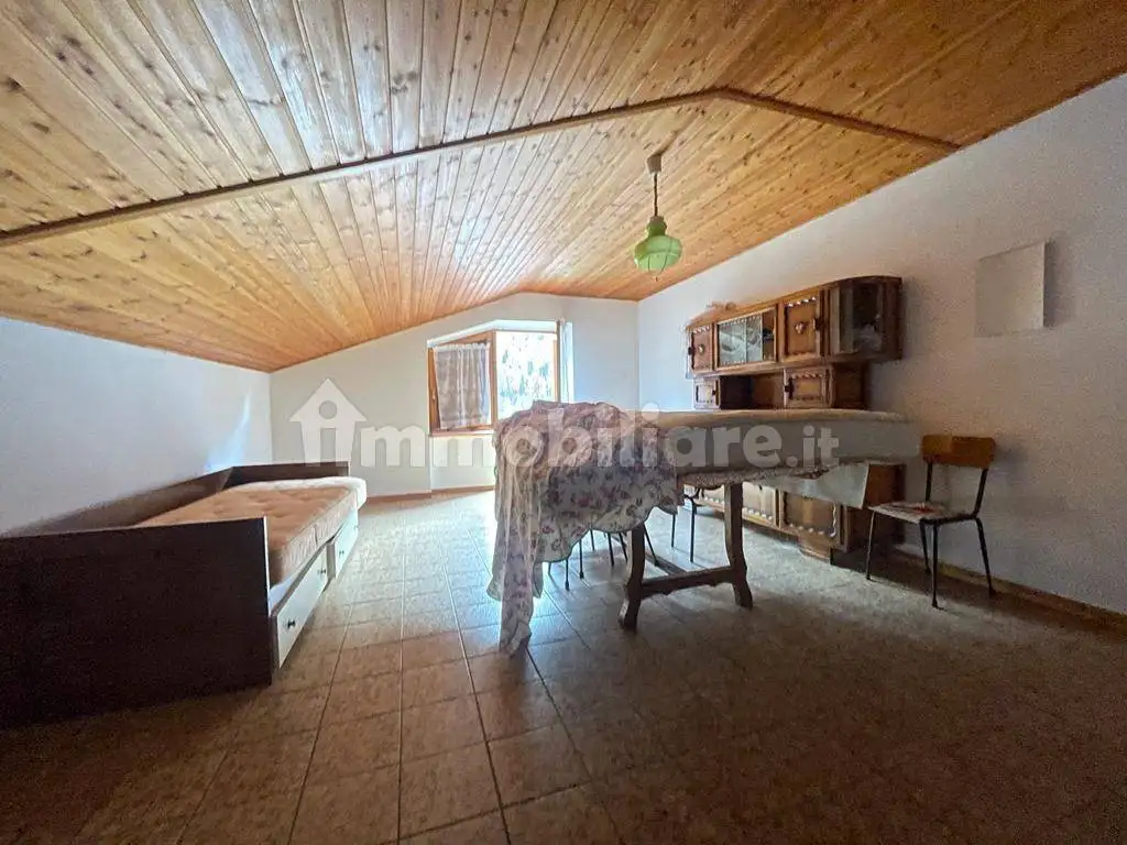 Trilocale via Breno, Breno, Chialamberto - foto 2