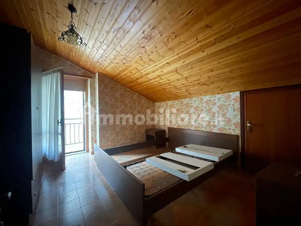 Trilocale via Breno, Breno, Chialamberto - foto 3