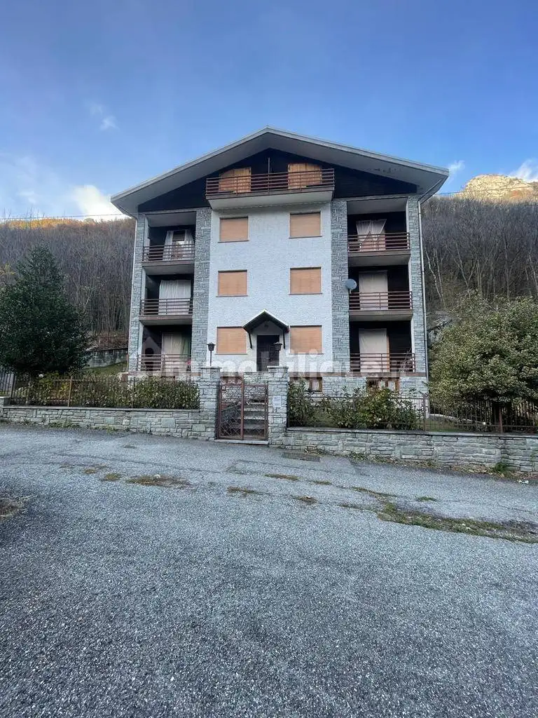 Appartamento in vendita a Chialamberto