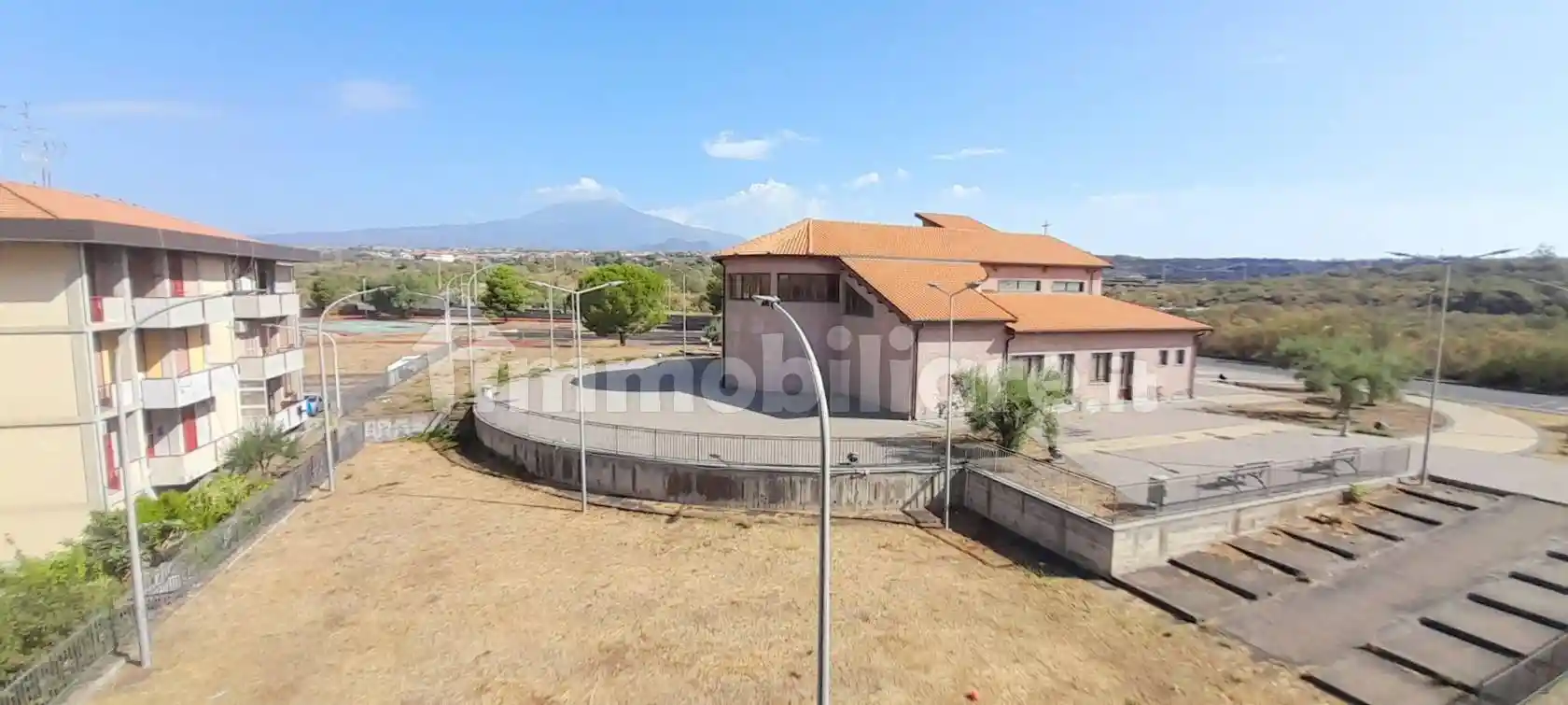 Appartamento in vendita a Camporotondo Etneo