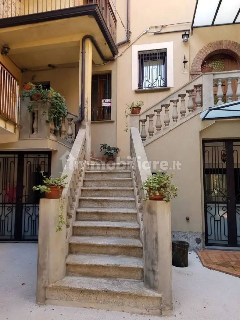 Villa in vendita a Moio della Civitella