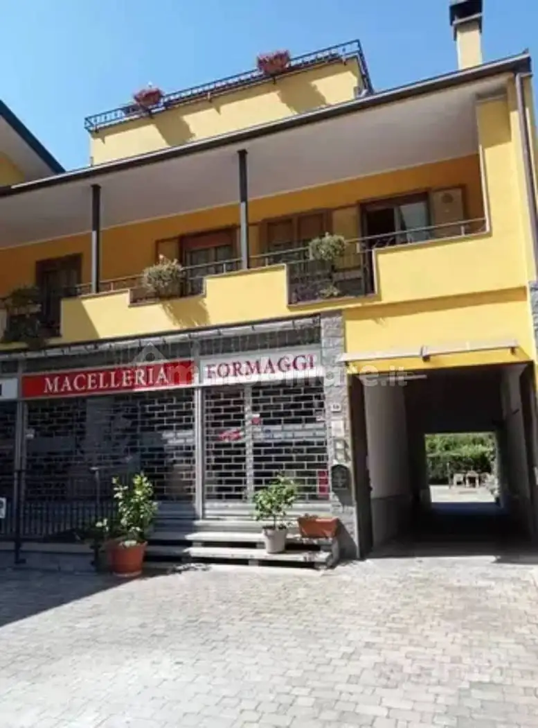 Palazzo - Edificio in vendita a Vogogna
