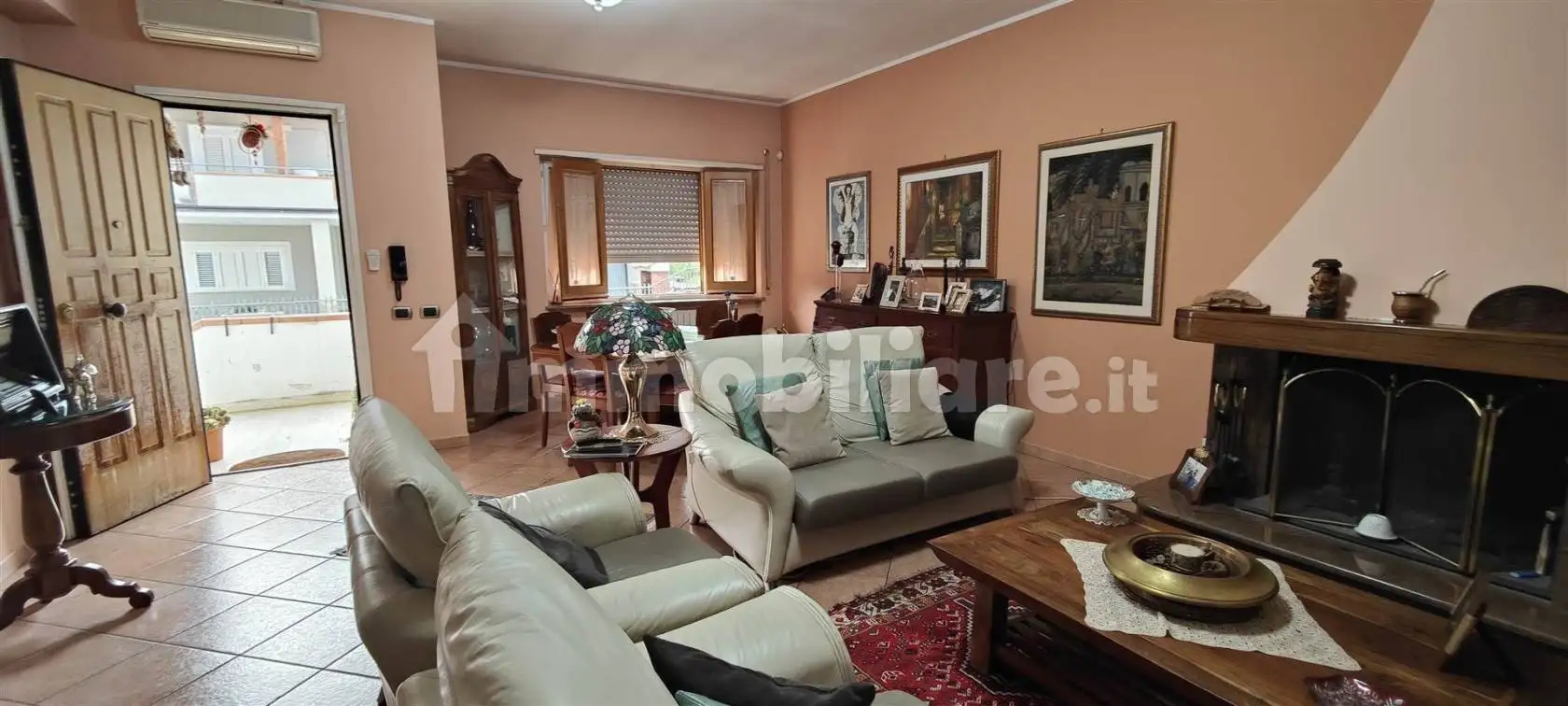 Appartamento in vendita a Cerisano