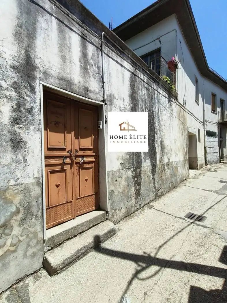 Appartamento in vendita a Avella