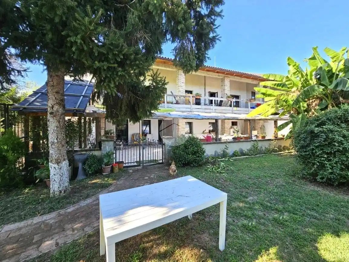 Appartamento in vendita a Mazzè