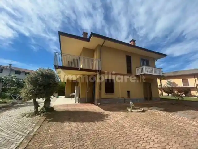 Quadrilocale via Pietro Mascagni 3, Centro, Vigone - foto 2