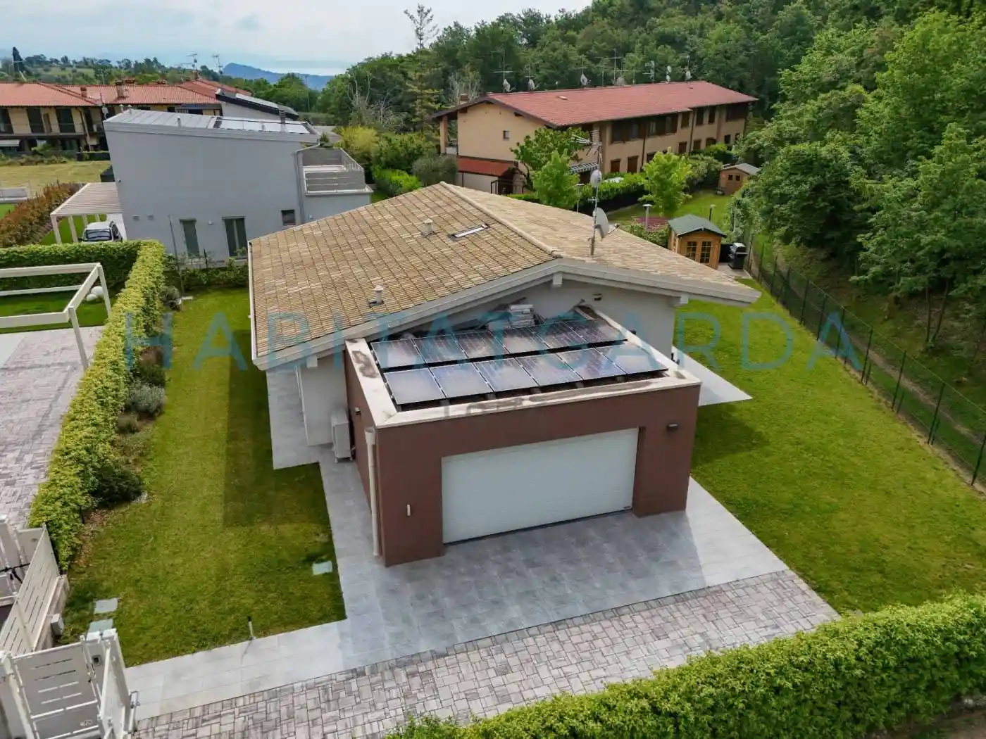 Villa in vendita a Puegnago sul Garda