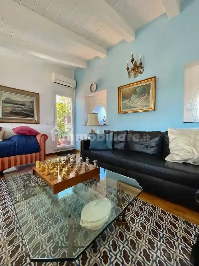 Bilocale via Santa Maria di Costantinopoli 104, Museo, Napoli - foto 4