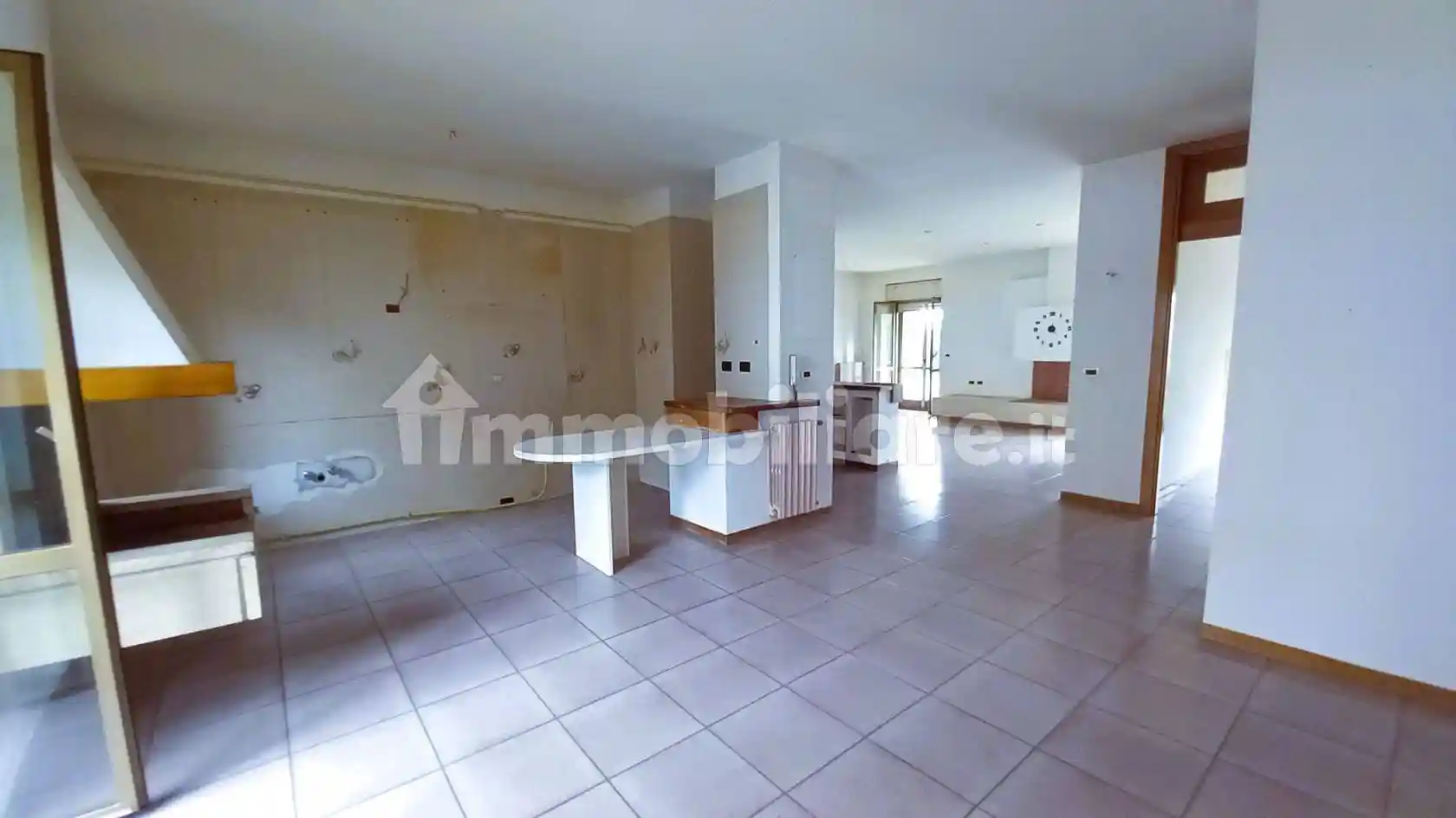 Appartamento in vendita a Marta