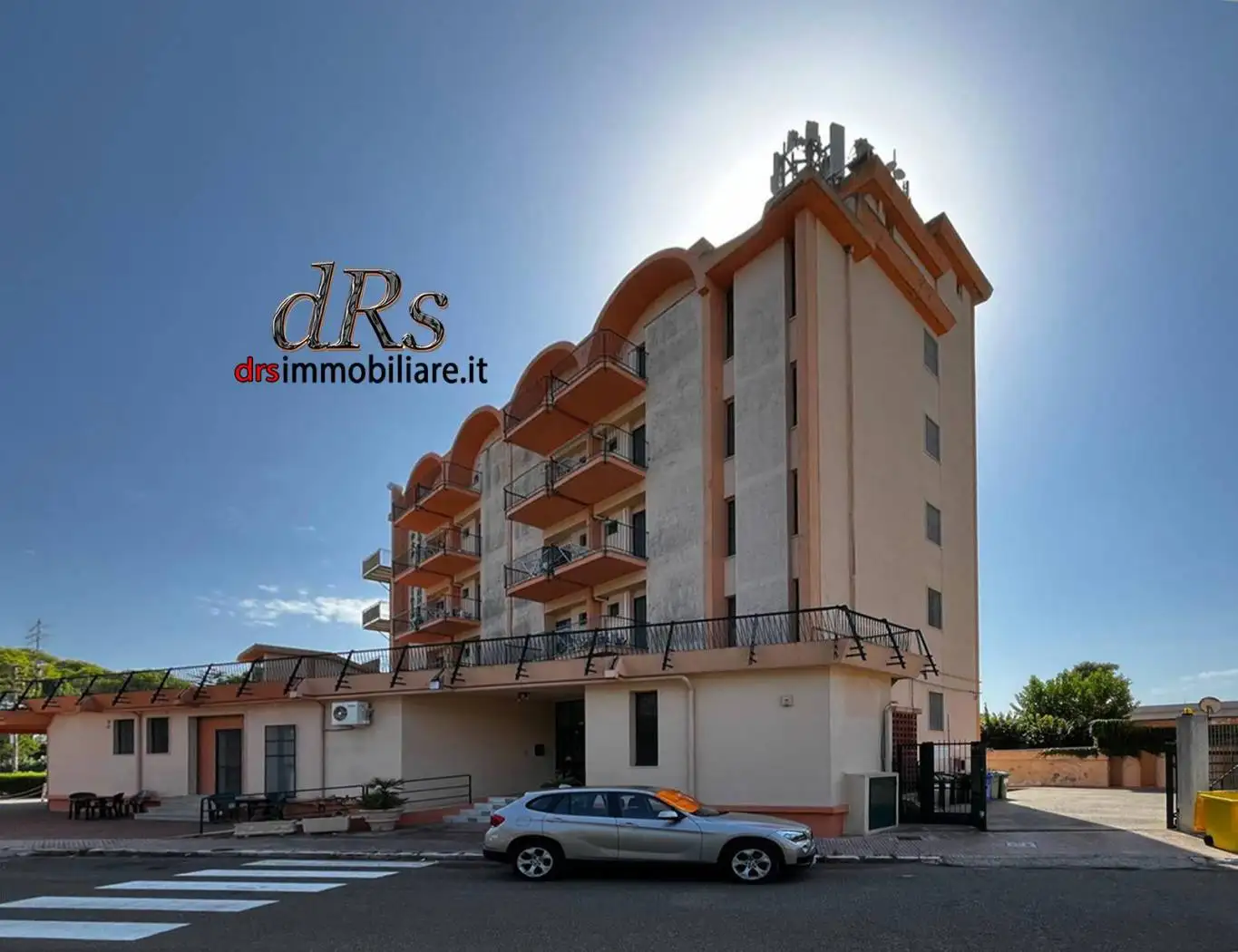 Palazzo - Edificio in vendita a Bernalda