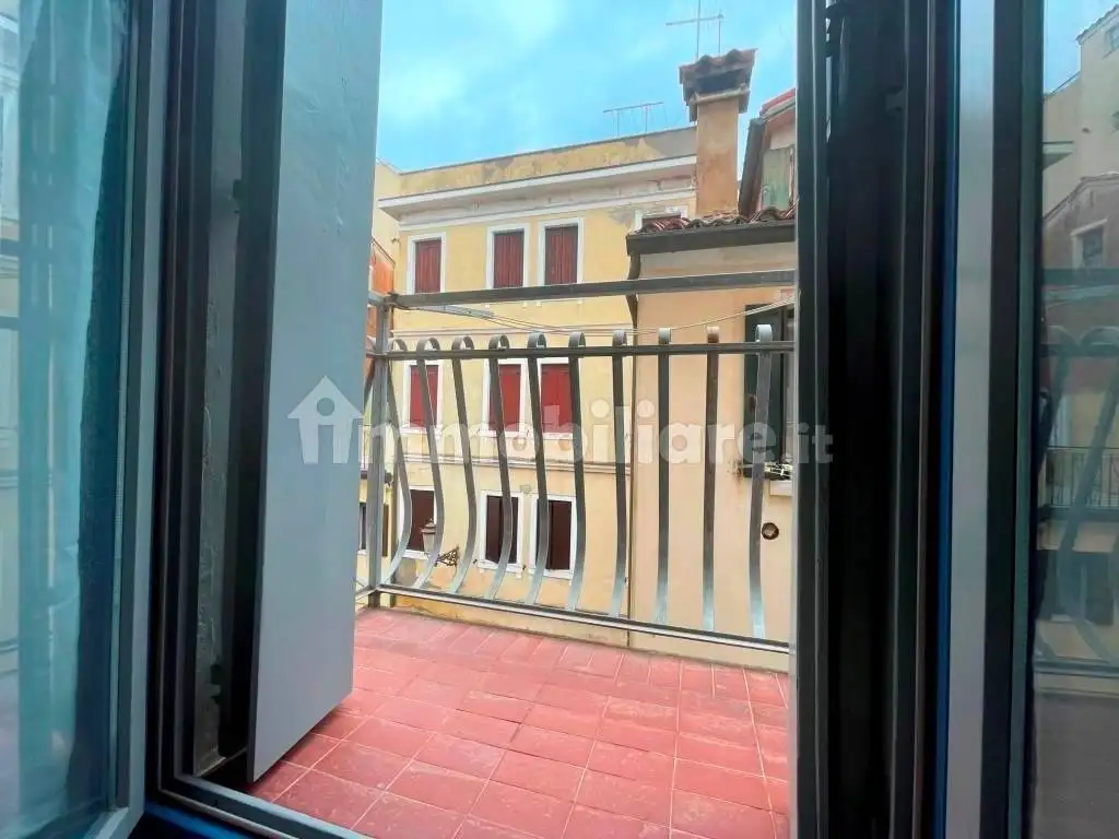 Trilocale Calle Picelli 452, Centro Storico, Chioggia - foto 3