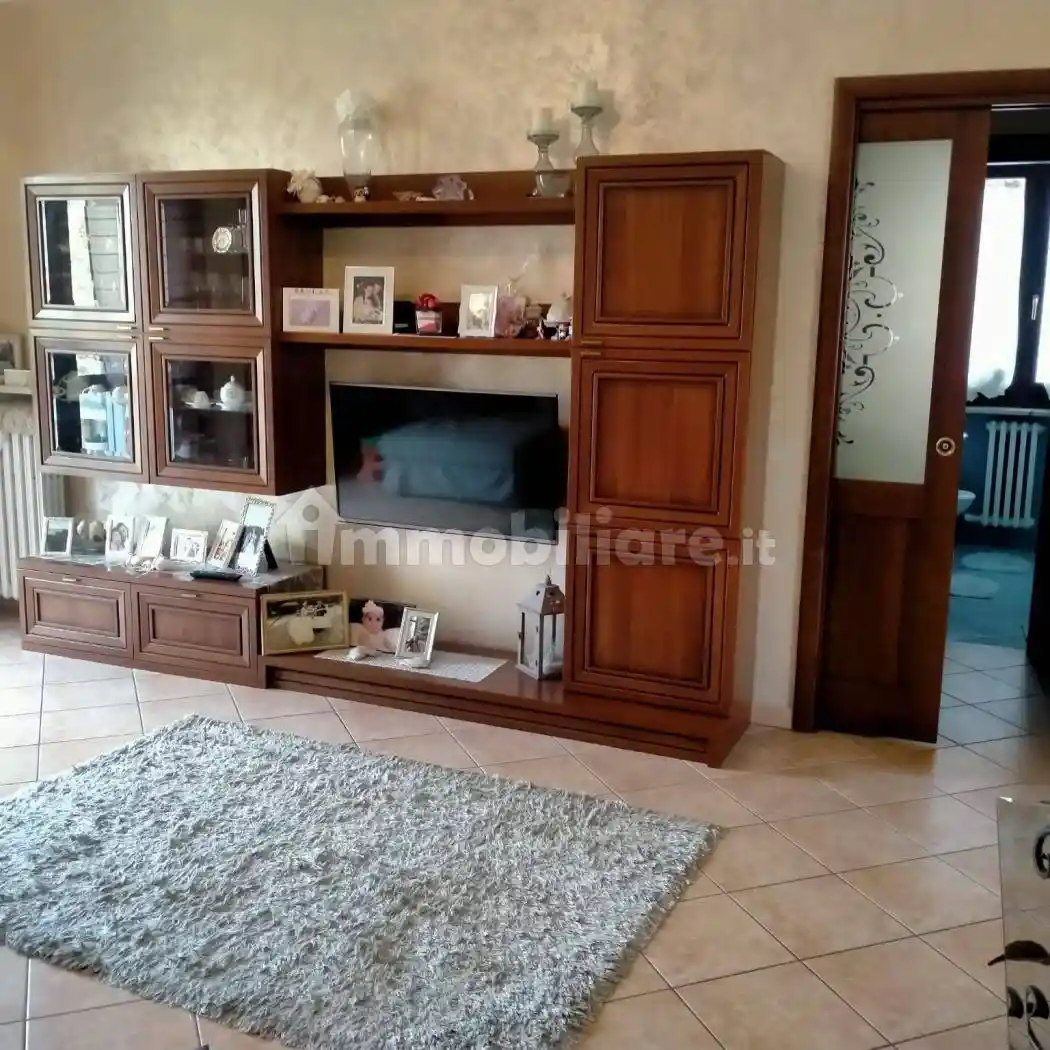 Appartamento in vendita a Vercelli