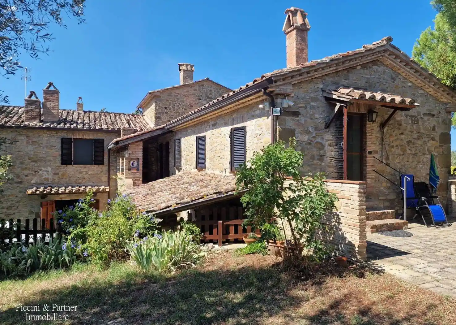 Rustico - Casale in vendita a Perugia