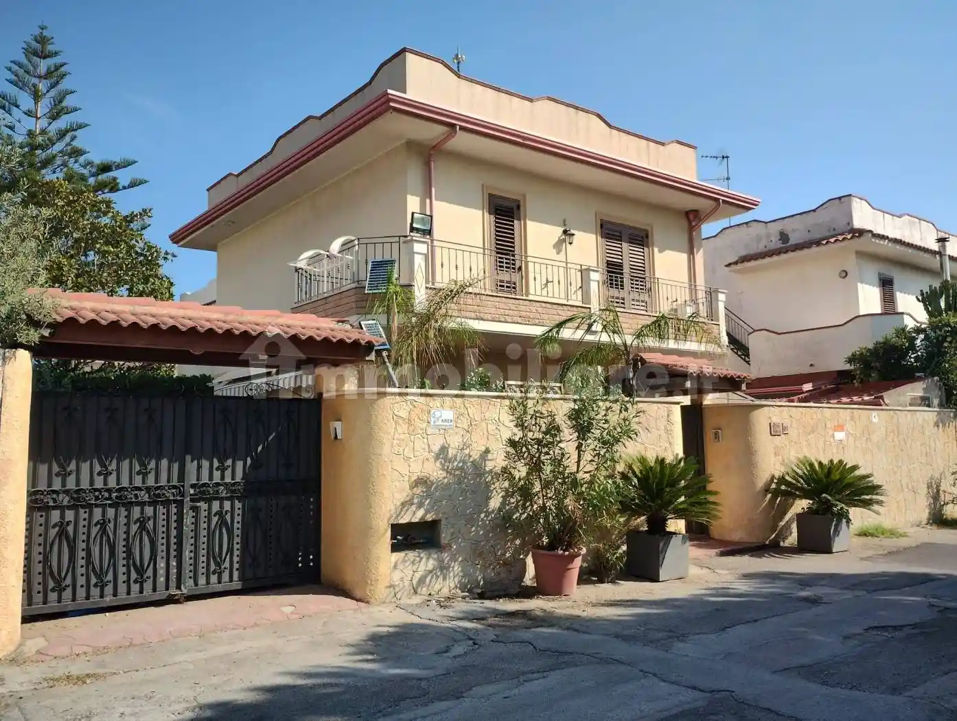 Villa in vendita a Rometta