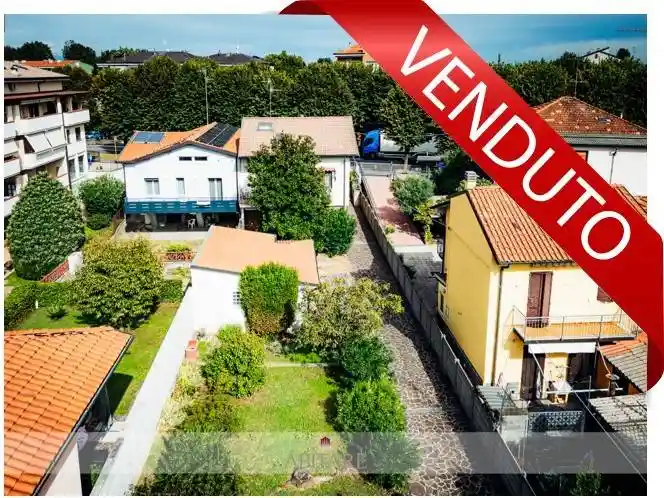 Villa in vendita a Melzo